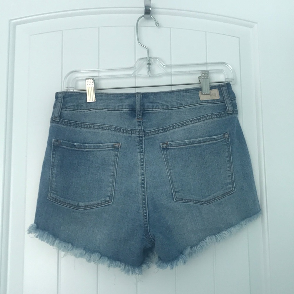 High Rise Denim Shorts - Picture 3 of 4